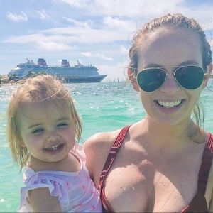 Meet your Posher, Casey